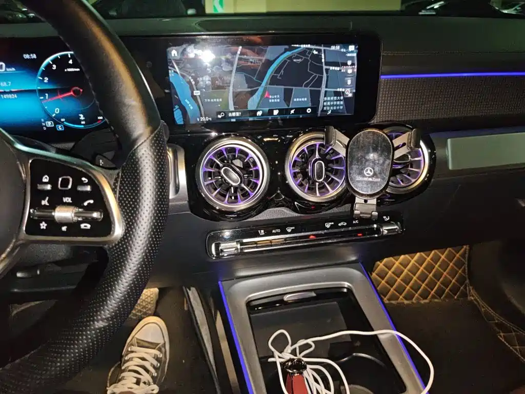 Mercedes-Benz GLB — миниатюра 14