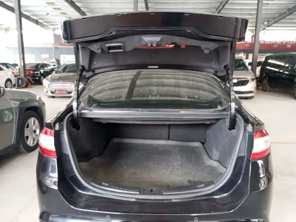 Ford Mondeo — миниатюра 19
