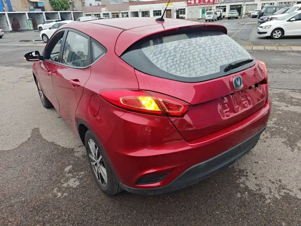 Changan Eado XT — миниатюра 5