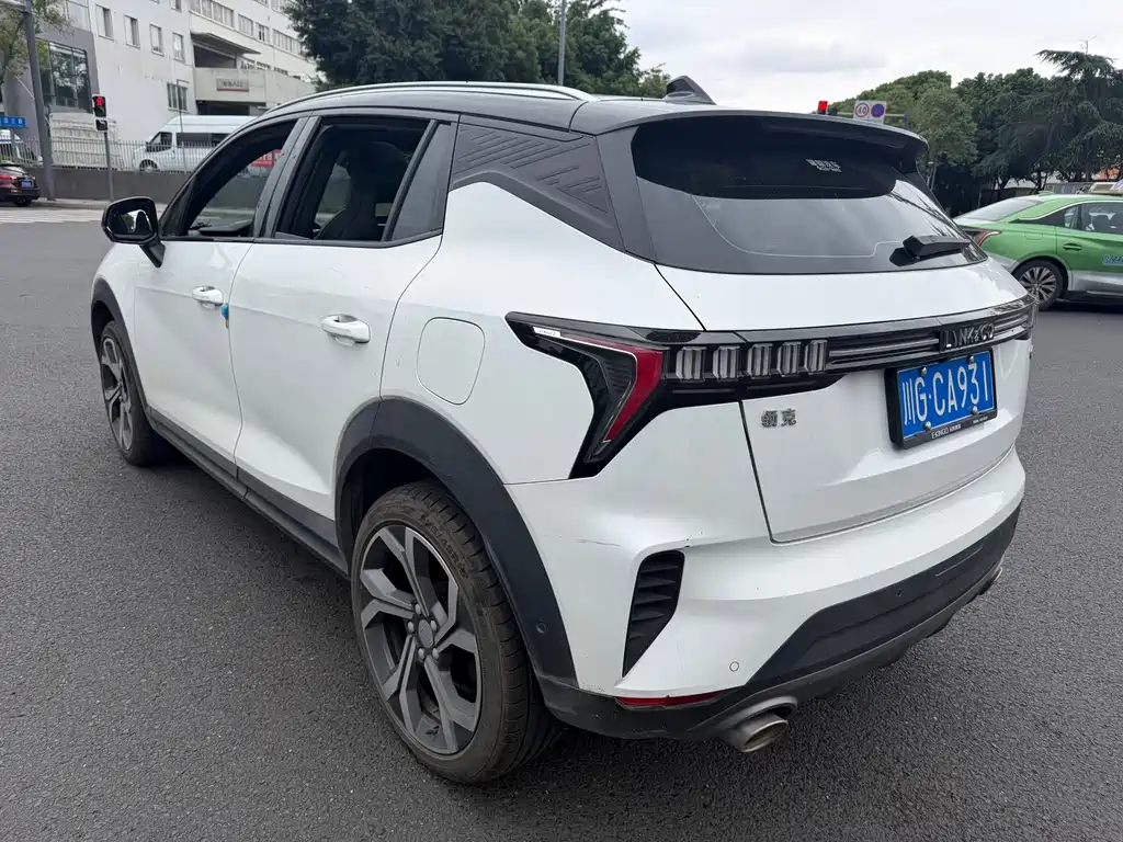 Lynk & Co 06 — миниатюра 4