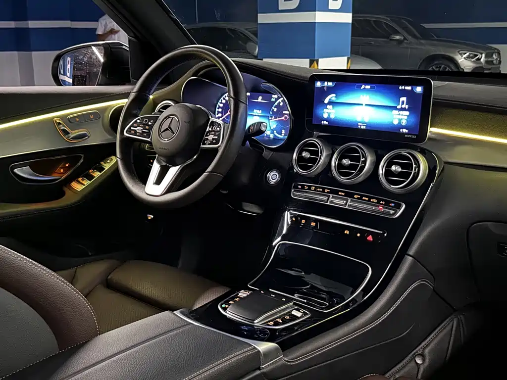 Mercedes-Benz GLC — миниатюра 11