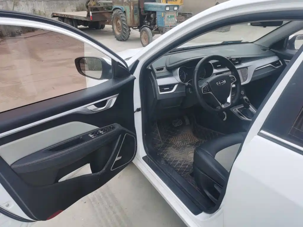 Geely Vision — миниатюра 12
