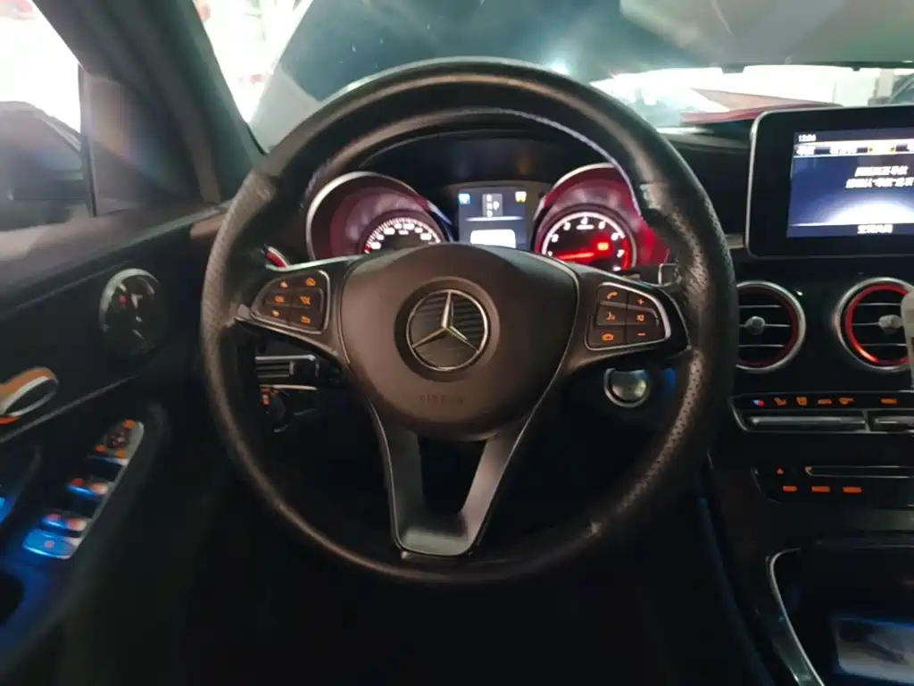 Mercedes-Benz GLC — миниатюра 11