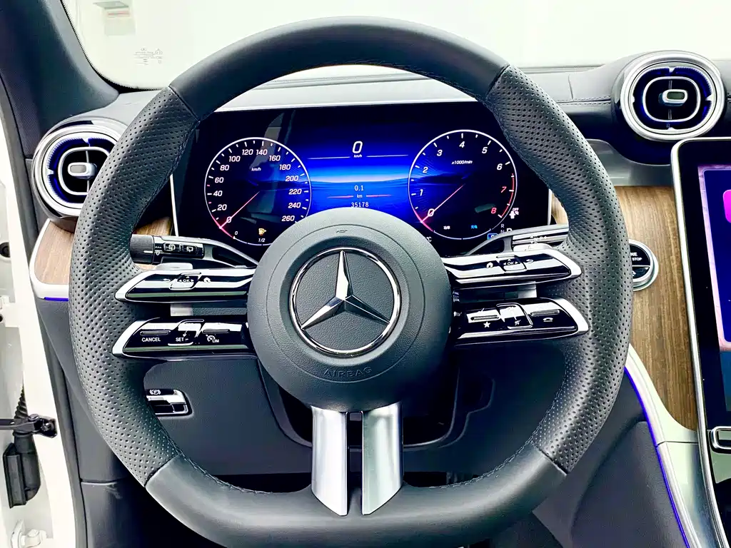 Mercedes-Benz GLC — миниатюра 24