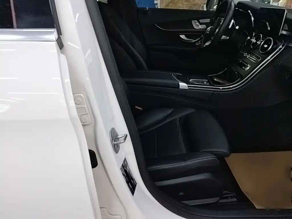 Mercedes-Benz C-Class — миниатюра 25