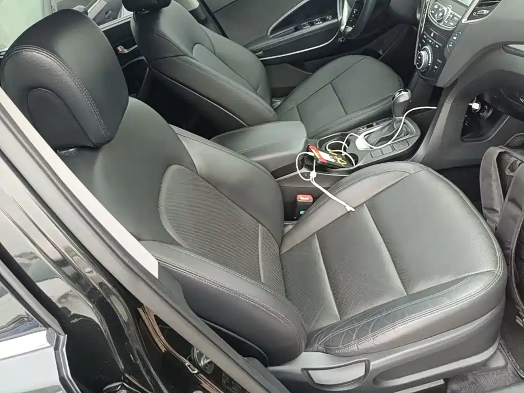 Hyundai Santa Fe — миниатюра 25
