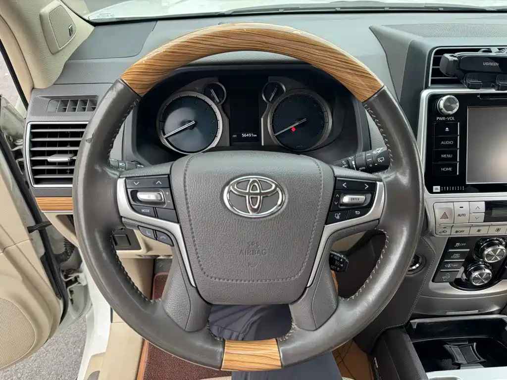 Toyota Prado — миниатюра 8