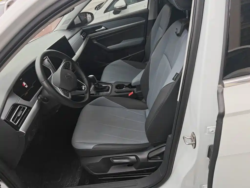 Volkswagen Lavida — миниатюра 15