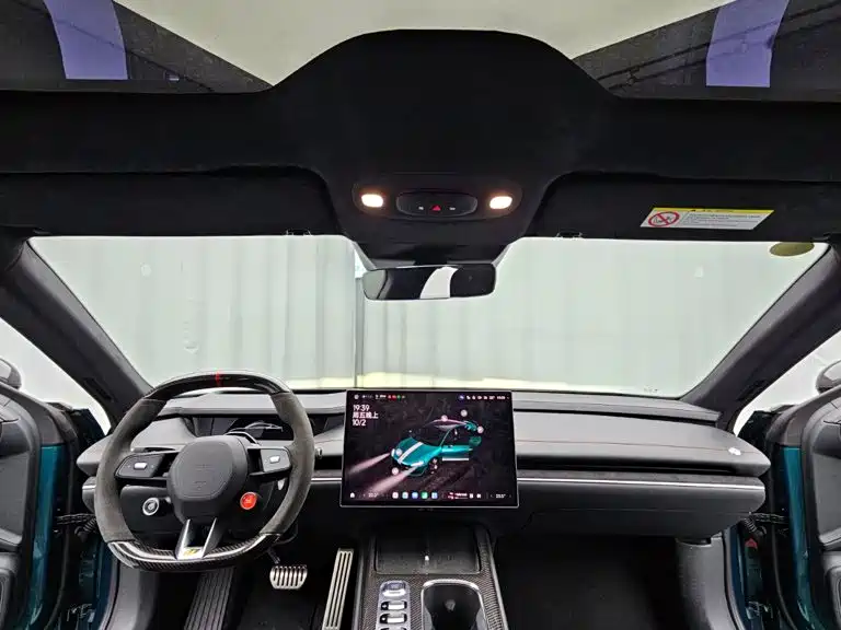 Xiaomi SU7 Ultra — миниатюра 13
