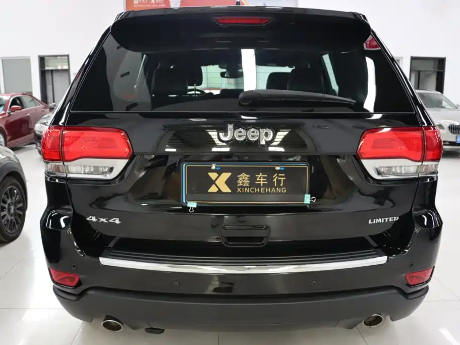Jeep Grand Cherokee (Import) — миниатюра 5