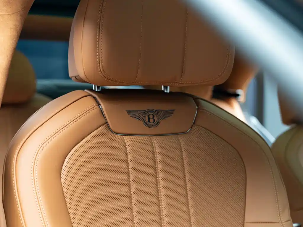 Bentley Flying Spur — миниатюра 16