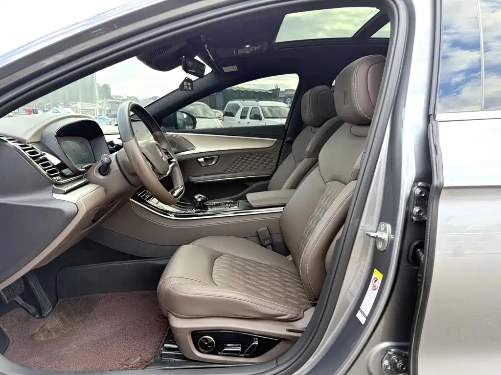 BYD Han — миниатюра 3