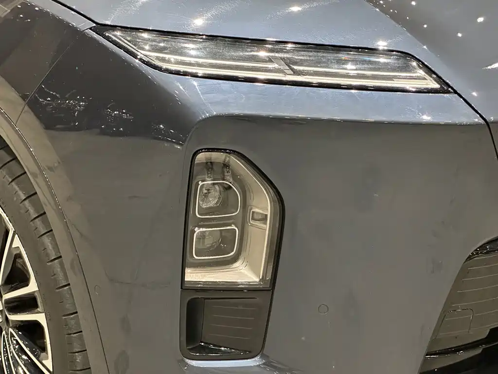 NIO ES8 — миниатюра 5
