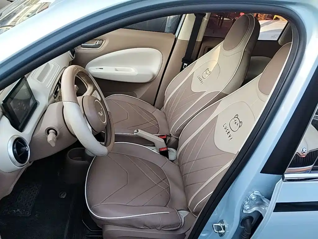 Wuling MINIEV — миниатюра 15