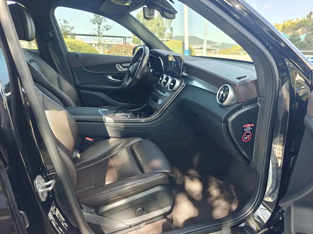 Mercedes-Benz GLC — миниатюра 14
