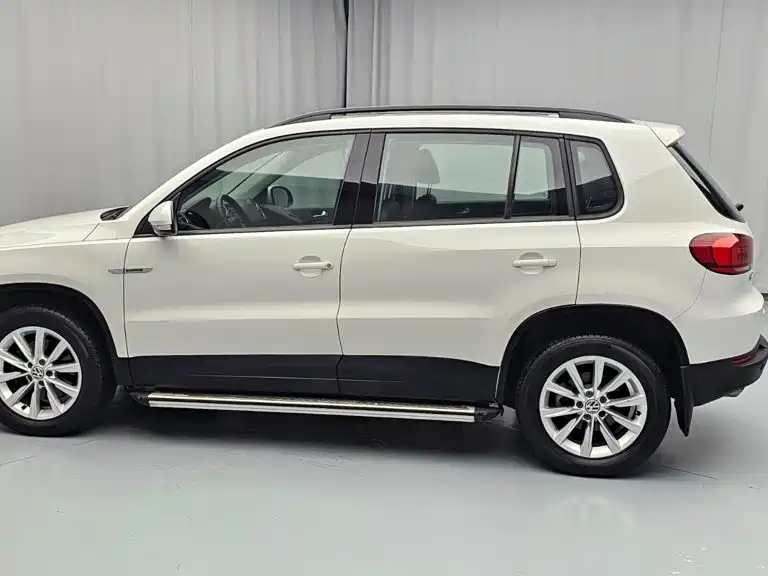 Volkswagen Tiguan — миниатюра 3