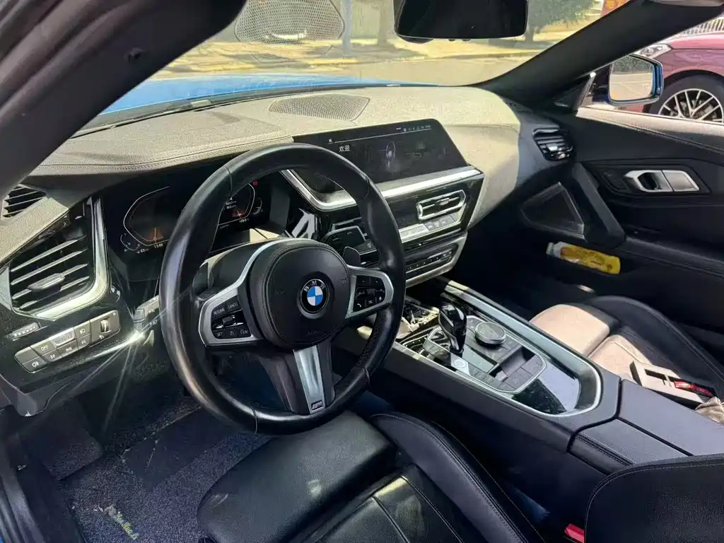 BMW Z4 — миниатюра 8