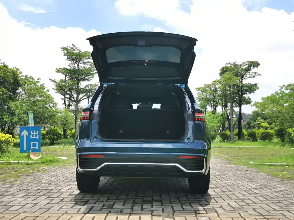 GEELY AUTOMOBILE XINGYUE L