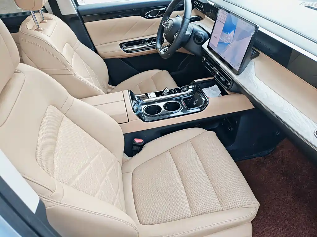 GAC TRUMPCHI E8 NEW ENERGY