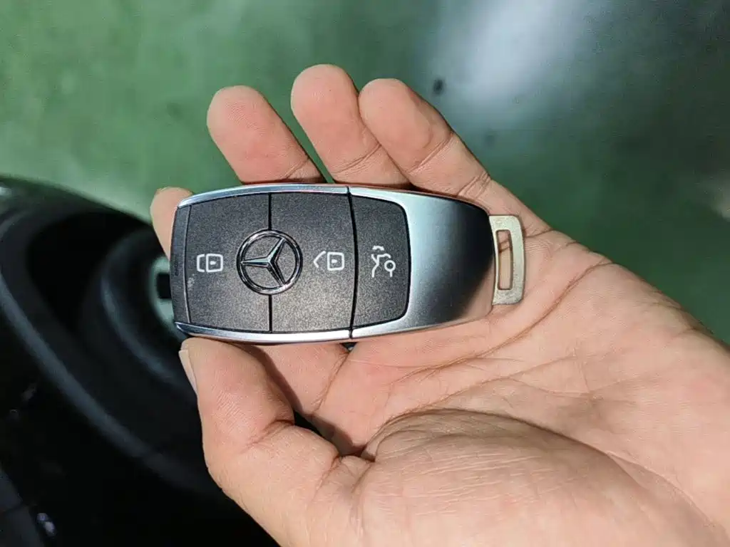Mercedes-Benz GLB — миниатюра 9