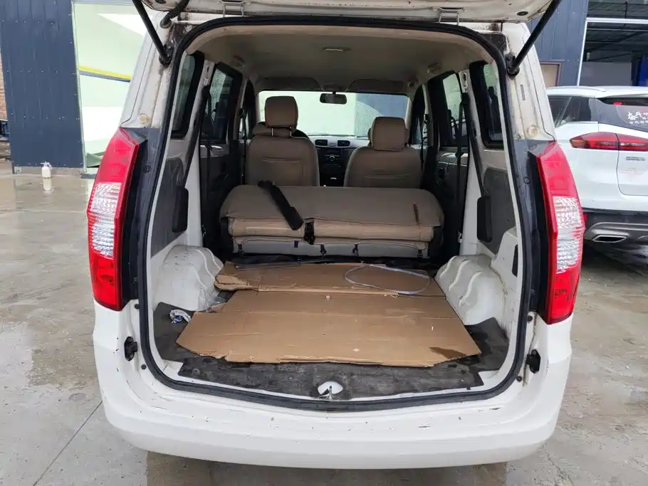 Wuling Hongguang — миниатюра 4