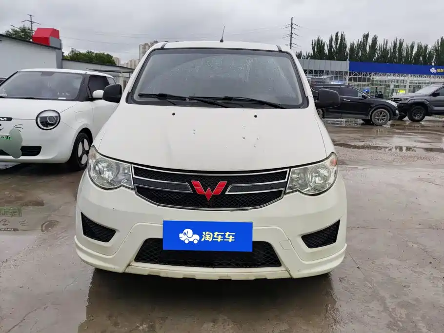 Wuling Hongguang — миниатюра 2
