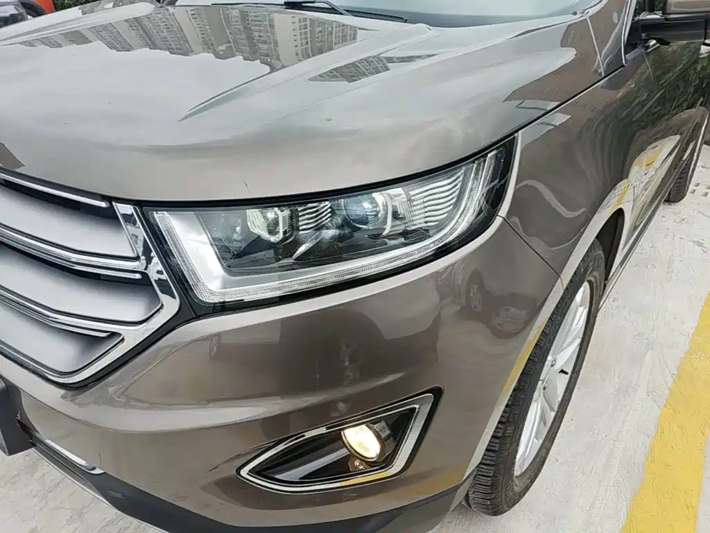 Ford Edge — миниатюра 24