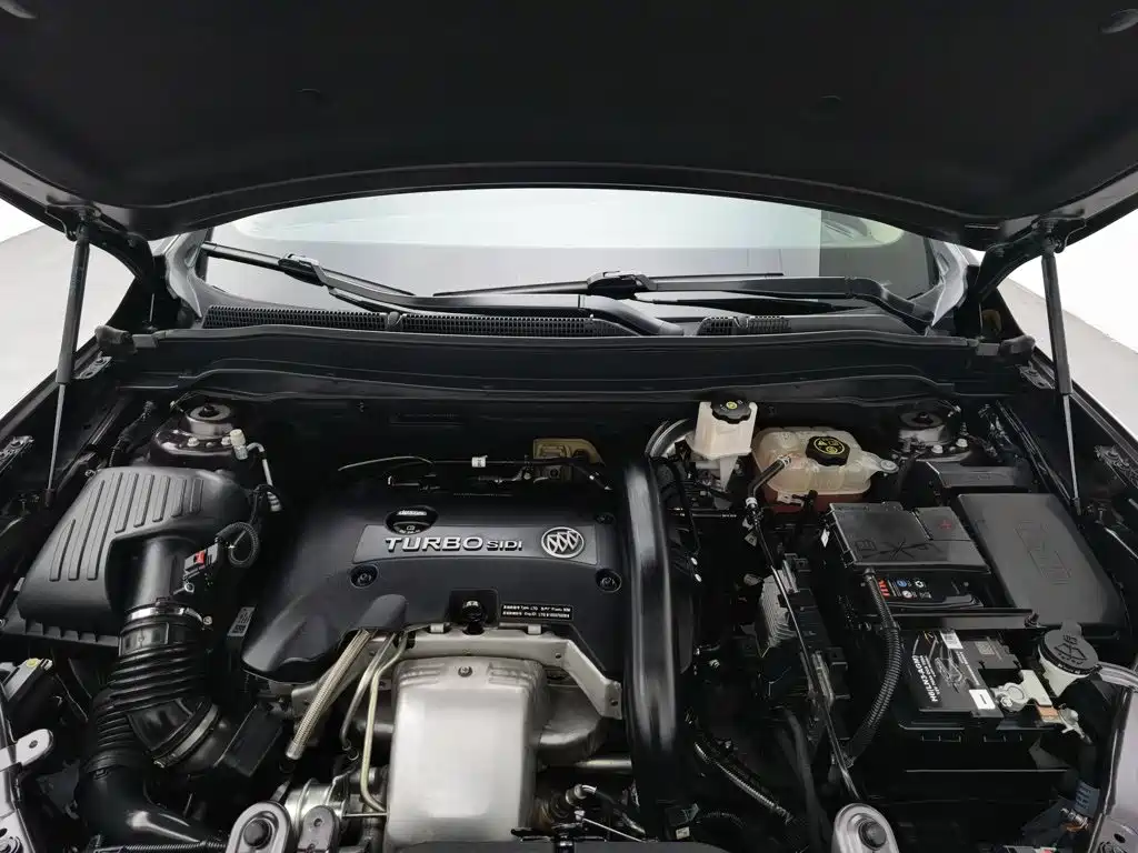 Buick Envision Plus — миниатюра 6