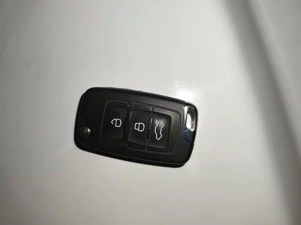 Geely GX7 2015 1.8L MT V