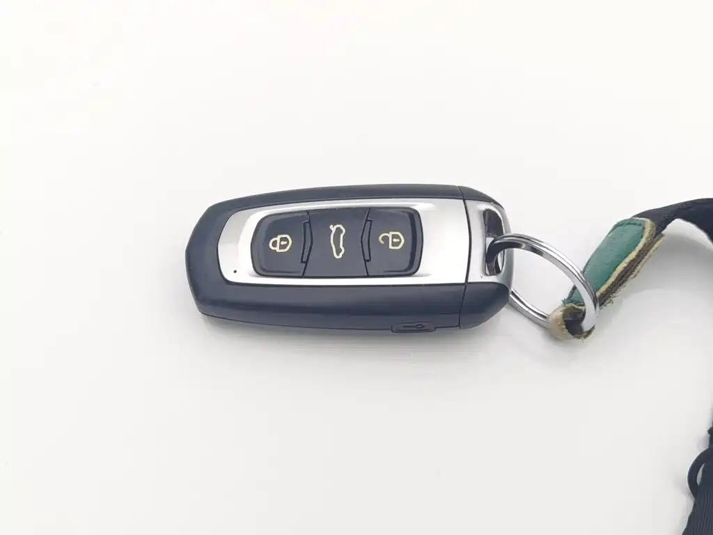 Geely Emgrand — миниатюра 19