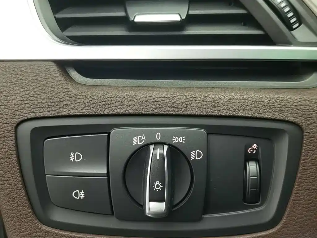 BMW X1 — миниатюра 21