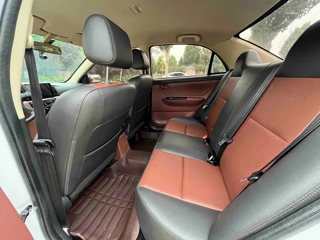 BYD F3 — миниатюра 5