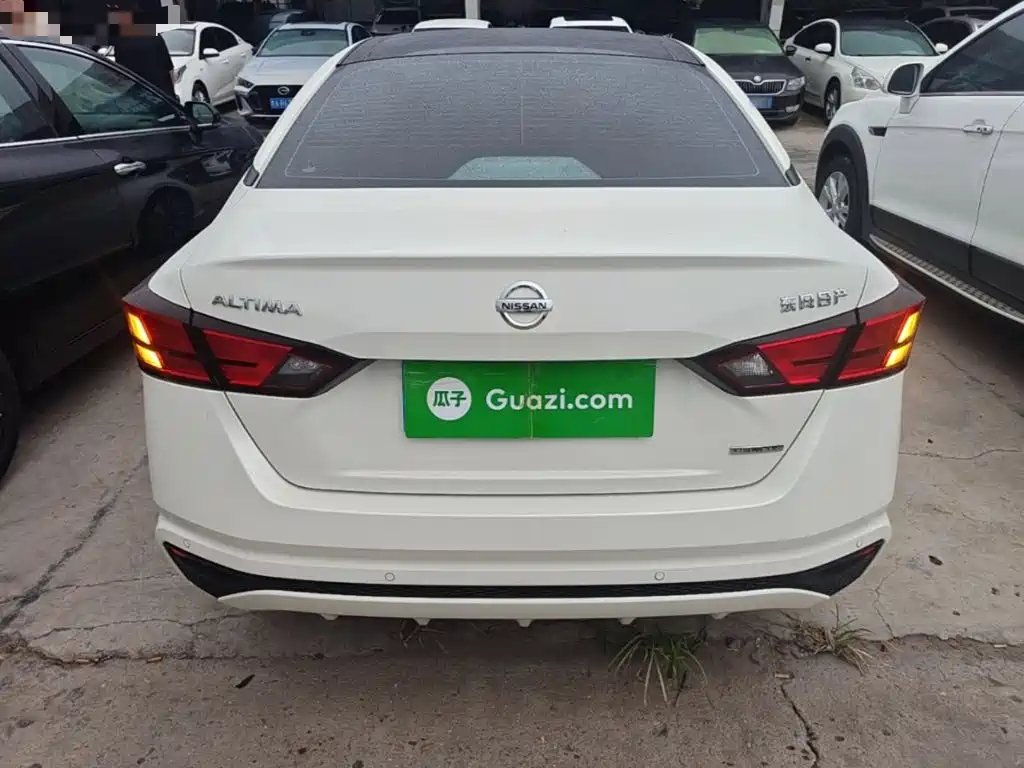 Nissan Teana — миниатюра 6