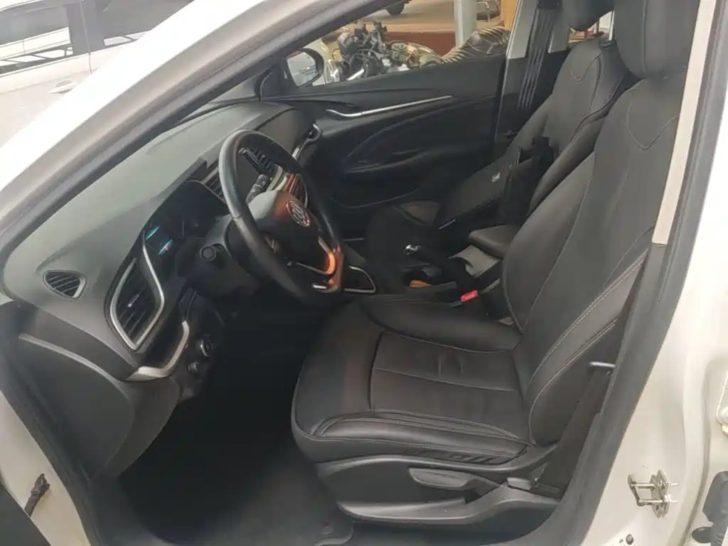 Buick Excelle — миниатюра 15