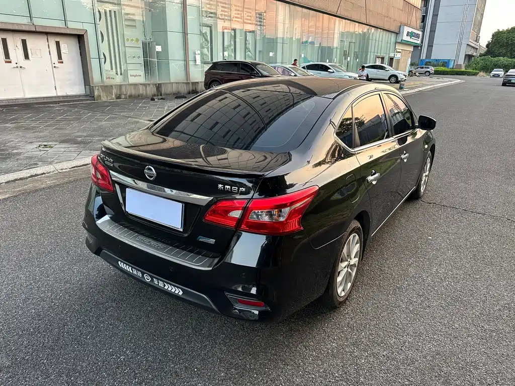 Nissan Sylphy — миниатюра 7
