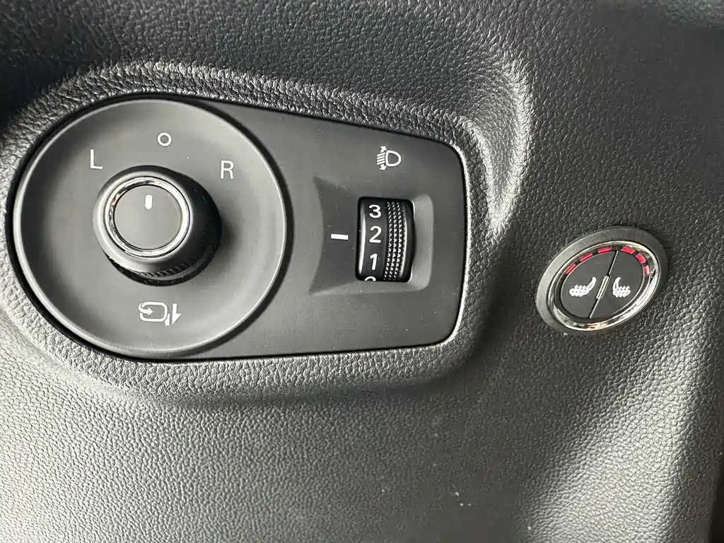 MG MG5 180DVVT CVT Luxury Edition, фото 13