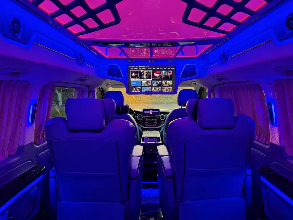 Mercedes-Benz Vito — миниатюра 13