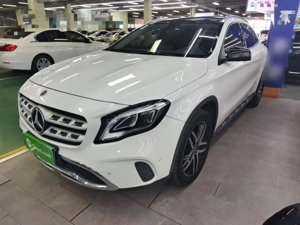 Mercedes-Benz GLA — миниатюра 2