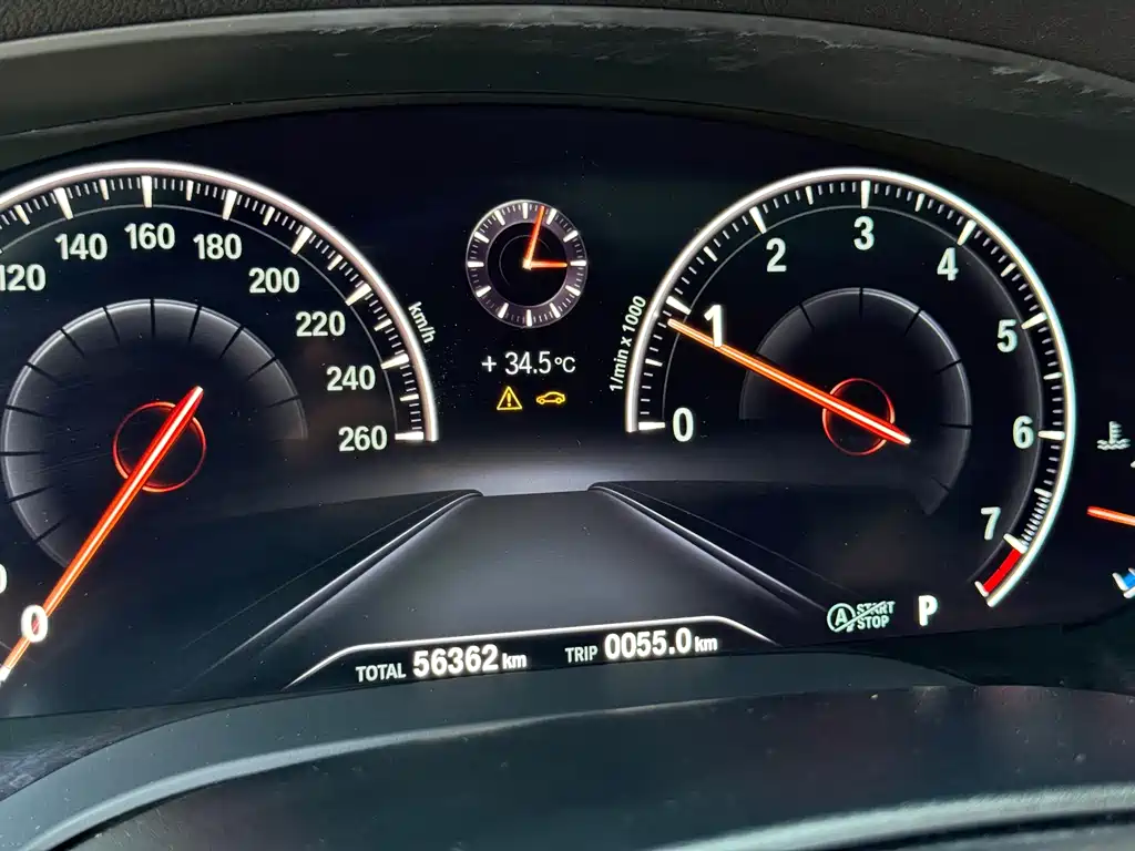 BMW 5 Series — миниатюра 11