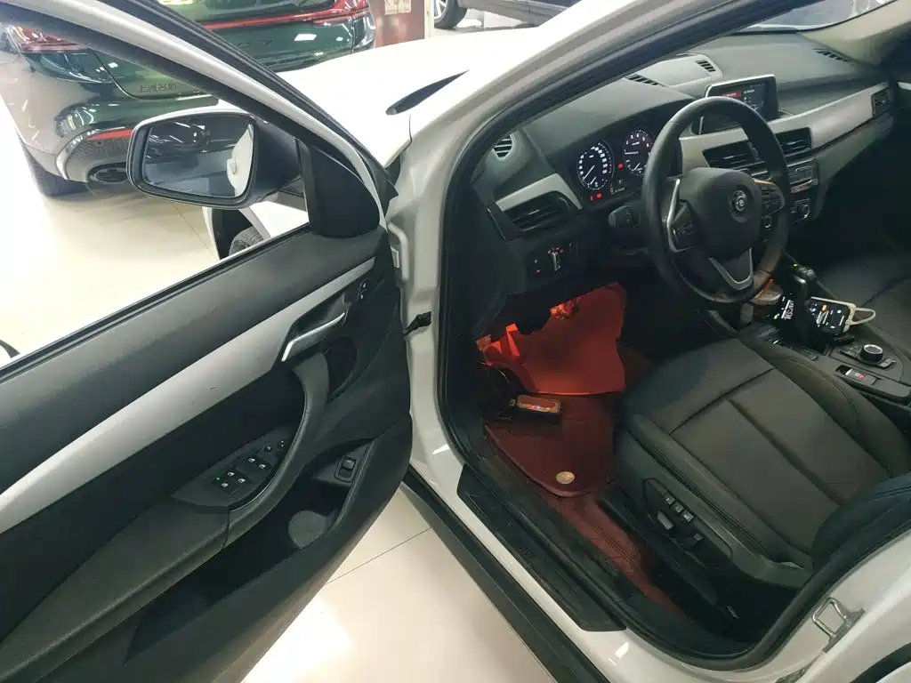 BMW X1 — миниатюра 16