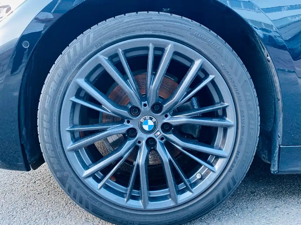 BMW 3 Series — миниатюра 16