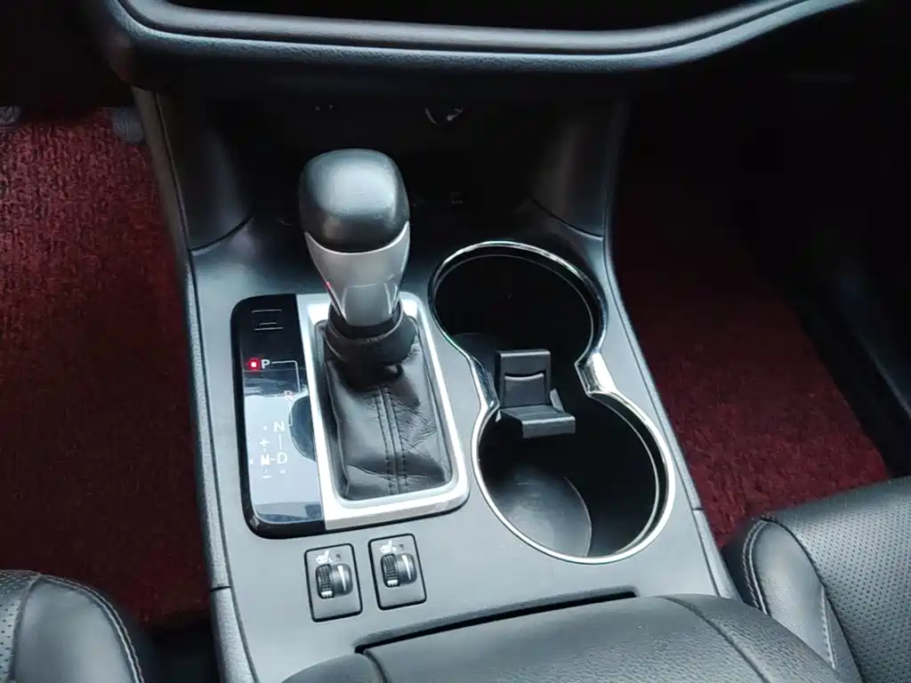 Toyota Highlander — миниатюра 14