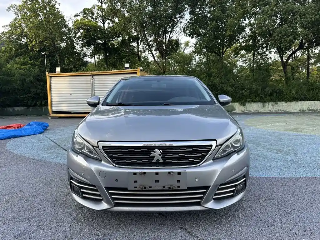 Peugeot 308 — миниатюра 2