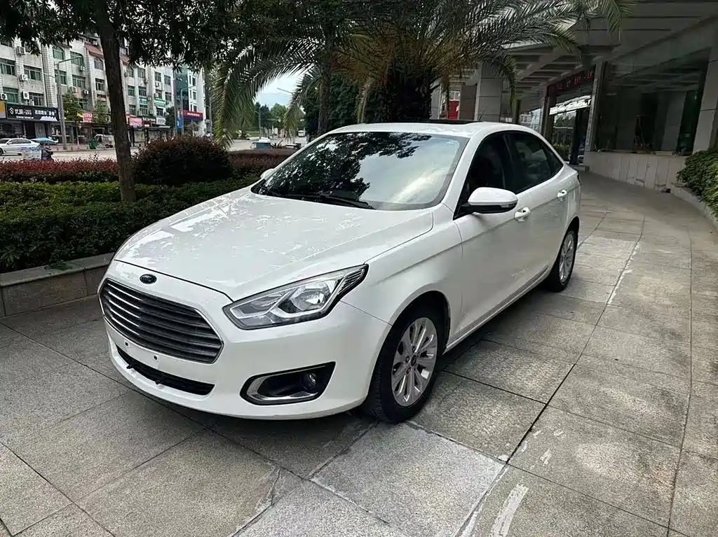 Ford Escort 2016