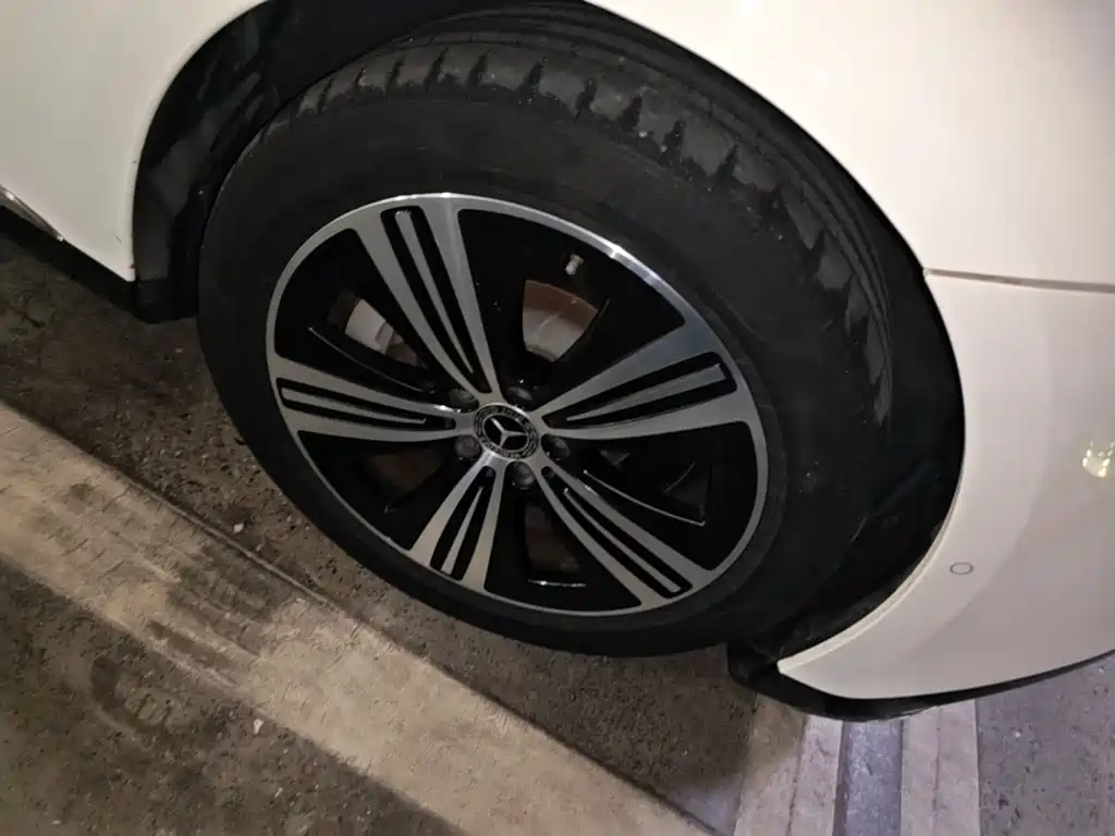 Mercedes-Benz EQE — миниатюра 12