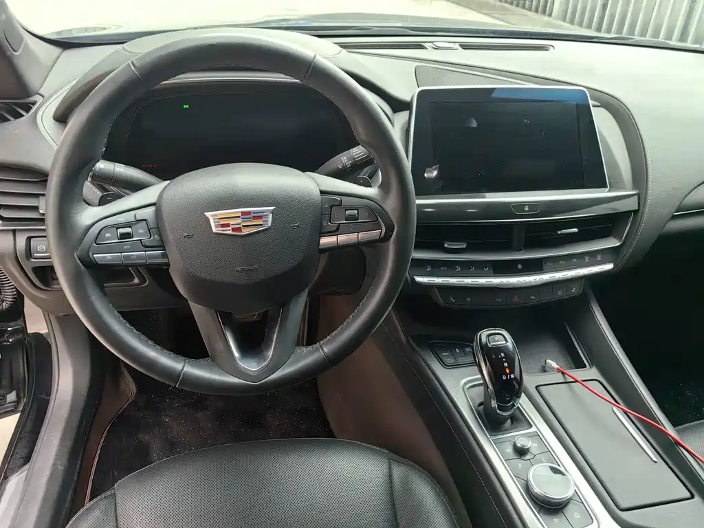 Cadillac CT5 — миниатюра 12