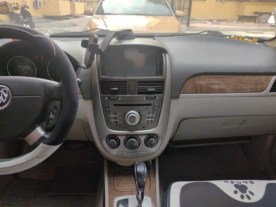 Buick Excelle — миниатюра 13