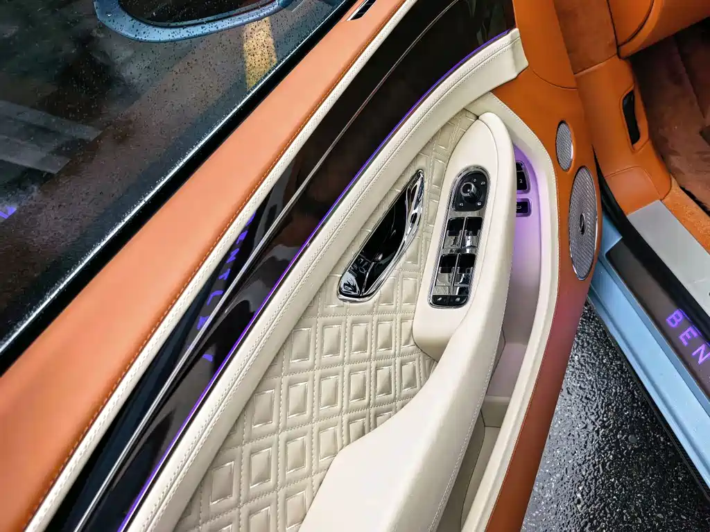 Bentley Continental — миниатюра 12