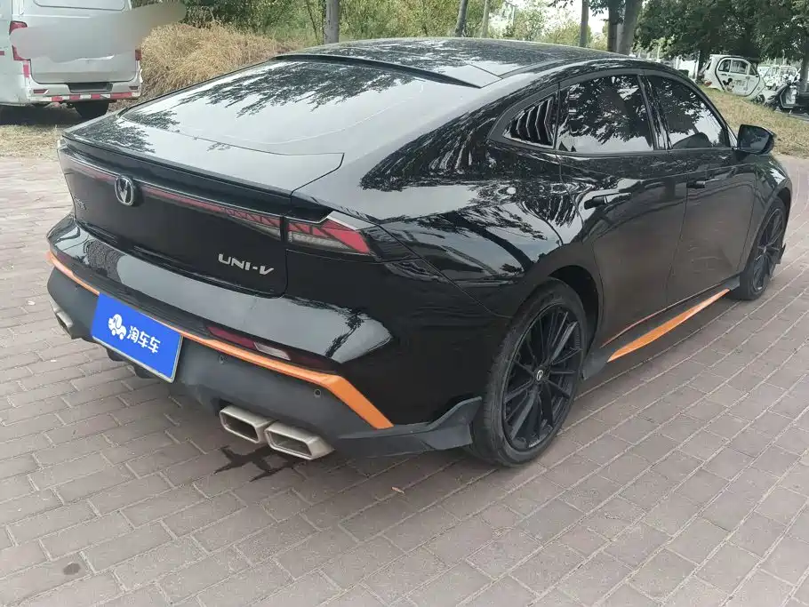 Changan UNI-V — миниатюра 3