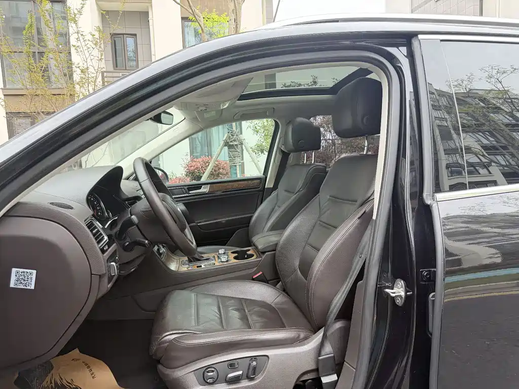 Volkswagen Touareg — миниатюра 6
